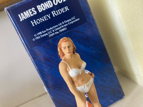 Honey rider corgi icon james - honey,