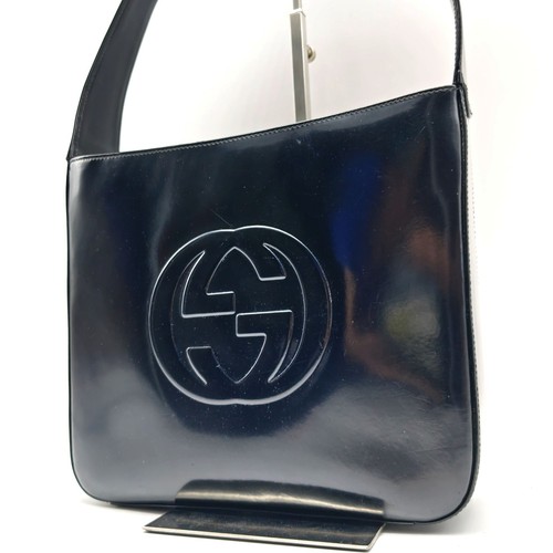 Gucci interlocking embossed - gucci,