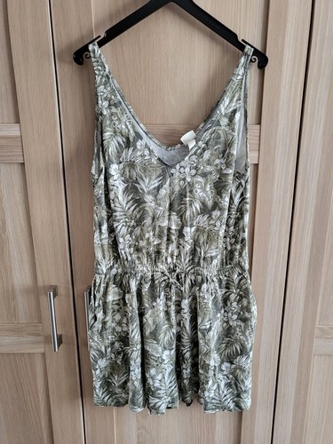 Khaki tropical leaf - ,