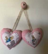 Pair of Hanging Hearts in Pink