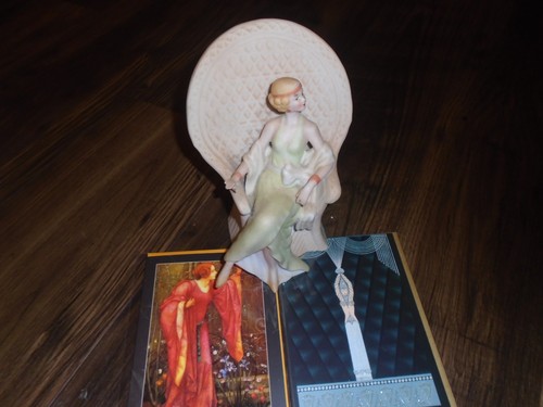 Broadway belles figurine - broadway,