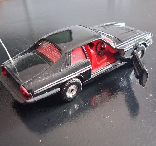 Corgi jaguar xjs black - , black/red
