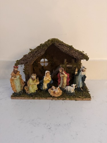 Vintage nativity set with moss - vintage,