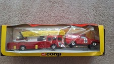 Corgi Wiltshire Fire Brigade Gift Set 1120 Aerial Ladder &Escort Van - ltd ed
