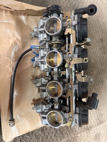 Working carburettors yamaha - working!!,