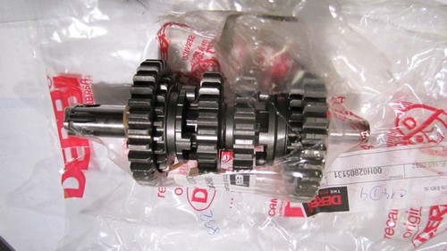 Transmission secondary