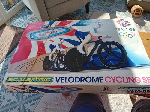 Scalextric velodrome set team - velodrome,