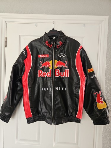 Red bull racing formula - bull,
