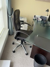 Comfortable Yet Elegant Leather Office Chair Perfect For Home Office