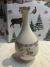 Lovely Coalport Bud/Posy Vase