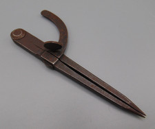 ANTIQUE WING ARM COMPASS