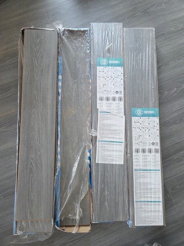Grey oak laminate flooring - flooring, –
