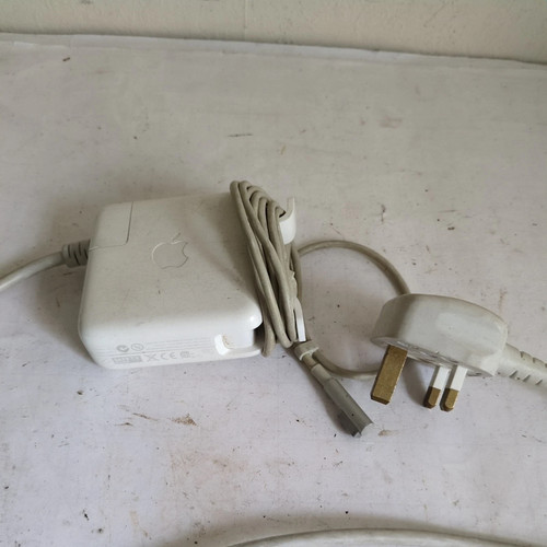Genuine apple macbook laptop - apple,