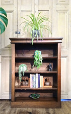 OUTSTANDING  OAK ANTIQUE