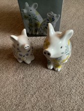 NEXT Ornamental Pigs * Pat &