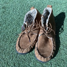 Men size boots - ,