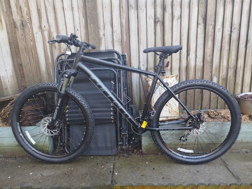 Suspension front fork - front,