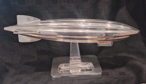 Art deco blimp - art, zeppelin