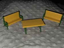 Vintage 1981 Mattel The Littles Metal Doll House Garden Bench Table Set 