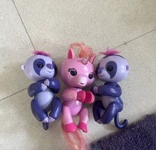 3 WowWee Fingerlings 2016