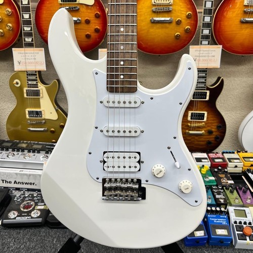 Yamaha pacifica pac012 white - pacifica,