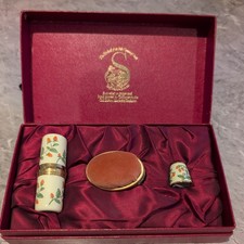 Staffordshire Enamels Needle