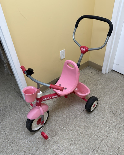 Radio flyer pink tricycle - flyer,