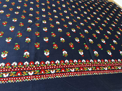 Vintage floral fabric - 60s, 70s
