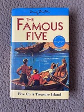 Enid Blyton - The Famous Five - Five On A Treasure Island - Hardback
