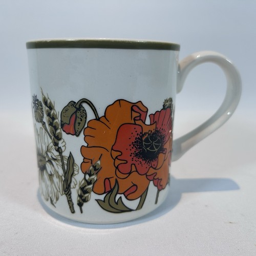 Vintage meakin poppy mug - j,