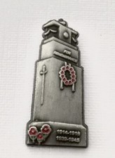 COLLECTABLE MILITARY SOLDIER CENOTAPH LAPEL REMEMBRANCE PIN BADGE