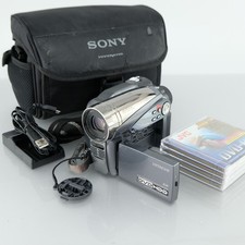 Hitachi DZ-HS500E Hybrid Camcorder DVD+HDD 30GB Video Camera 10x Optical Zoom PA