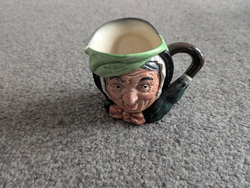 Royal doulton sairey - gamp, toby