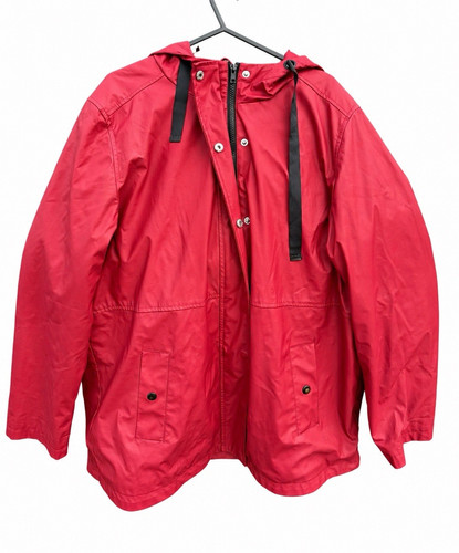 Soon red hooded - hooded, full