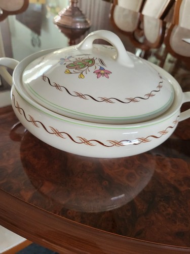 Royal doulton woodland - doulton,