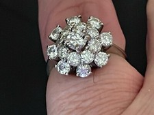 Stunning 18 carat white gold  2.0 carat diamond ring