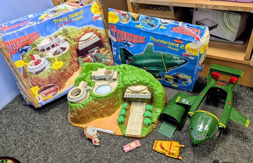 Thunderbirds tracy island - thunderbirds,