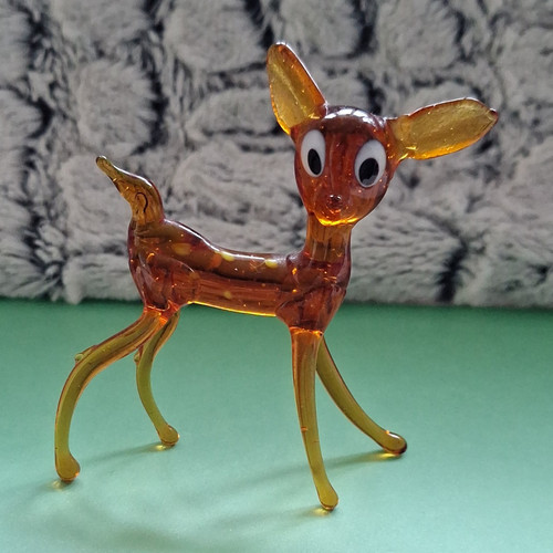 Unmarked amber yellow glass - unmarked,