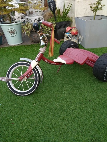 Radio flyer trike