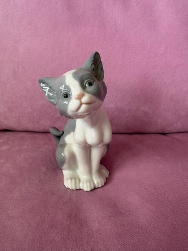 Lladro figurine 010 05113 cat - 010.05113,