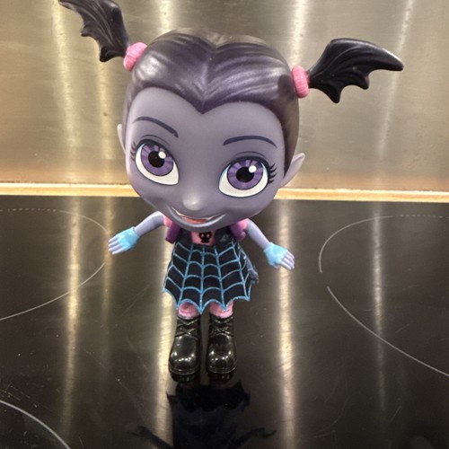 Disney junior vampirina - disney,