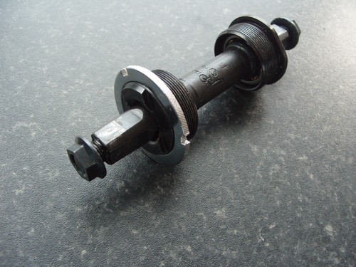 Vintage bottom bracket set