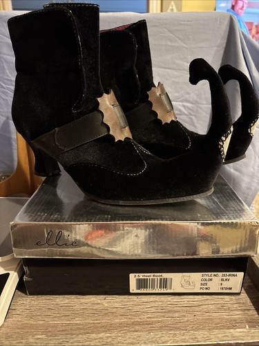 Black velvet witch - black,
