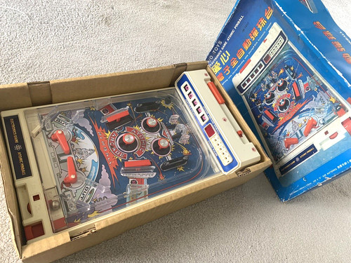Vintage 1979 atomic pin ball - 1979,