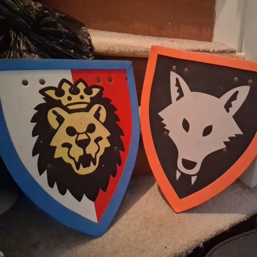 Legoland castle shields bundle - shields,