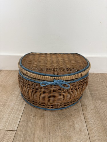 Vintage wicker sewing basket - wicker,