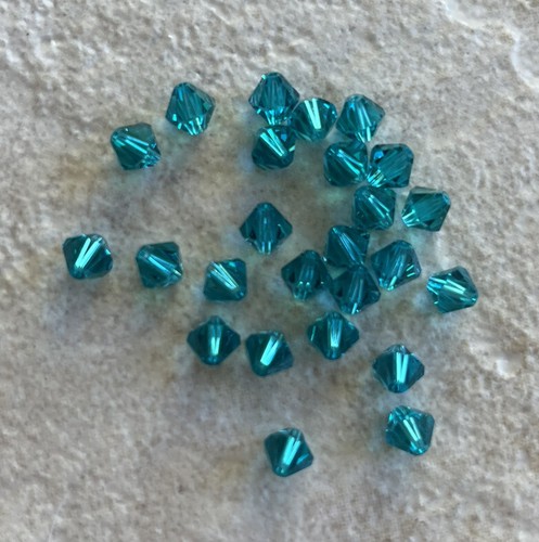 Swarovski crystal 6mm - crystal,
