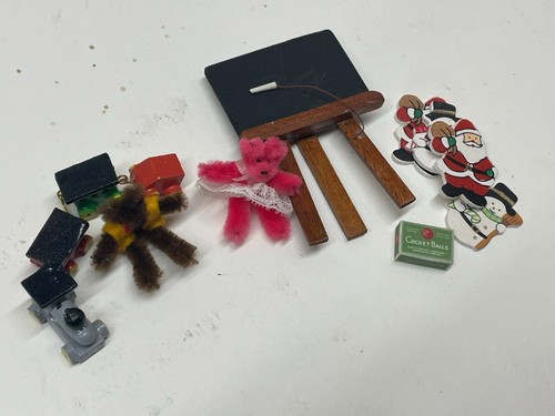 12th scale dolls - scale,
