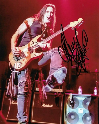 Nuno bettencourt autographed - nuno,