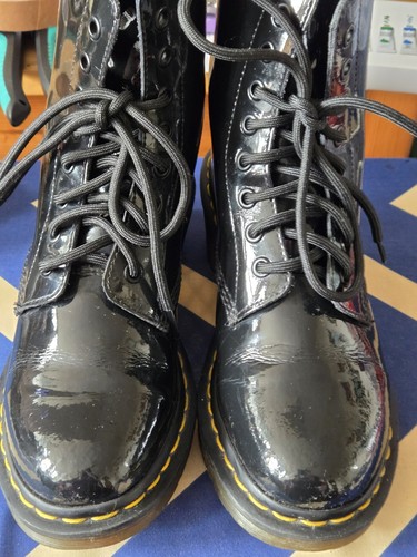 Martens black patent - dr,
